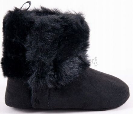 Zimné dojčenské capačky/topánočky s kožúškom YO !- čierne, veľ. 0/6 m